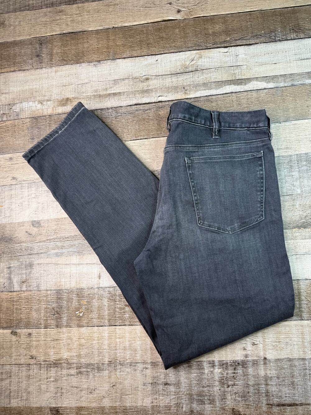 Banana Republic Slim Fit Travel Jeans Mens Size 38x34 Gray Cotton Stretch Denim